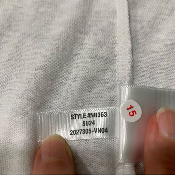 Madewell Top L - Picture 10 of 11